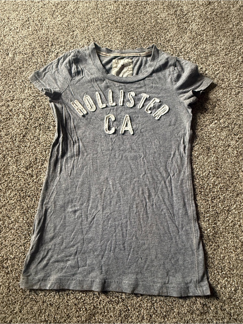 Hollister Women's Short-Sleeve Tee in Heather Blue with White Appliqué